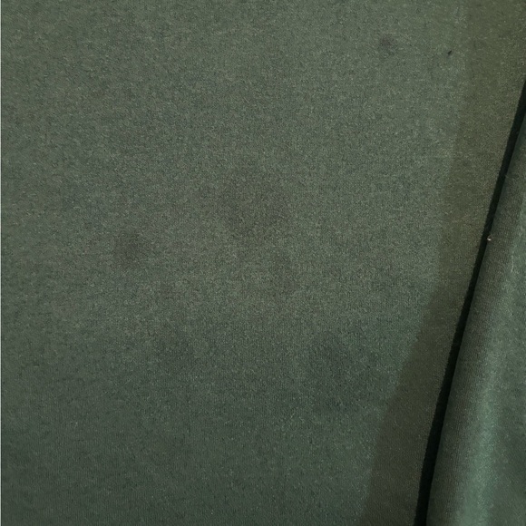 Men’s Nike long sleeve performance material shirt - Picture 3 of 3